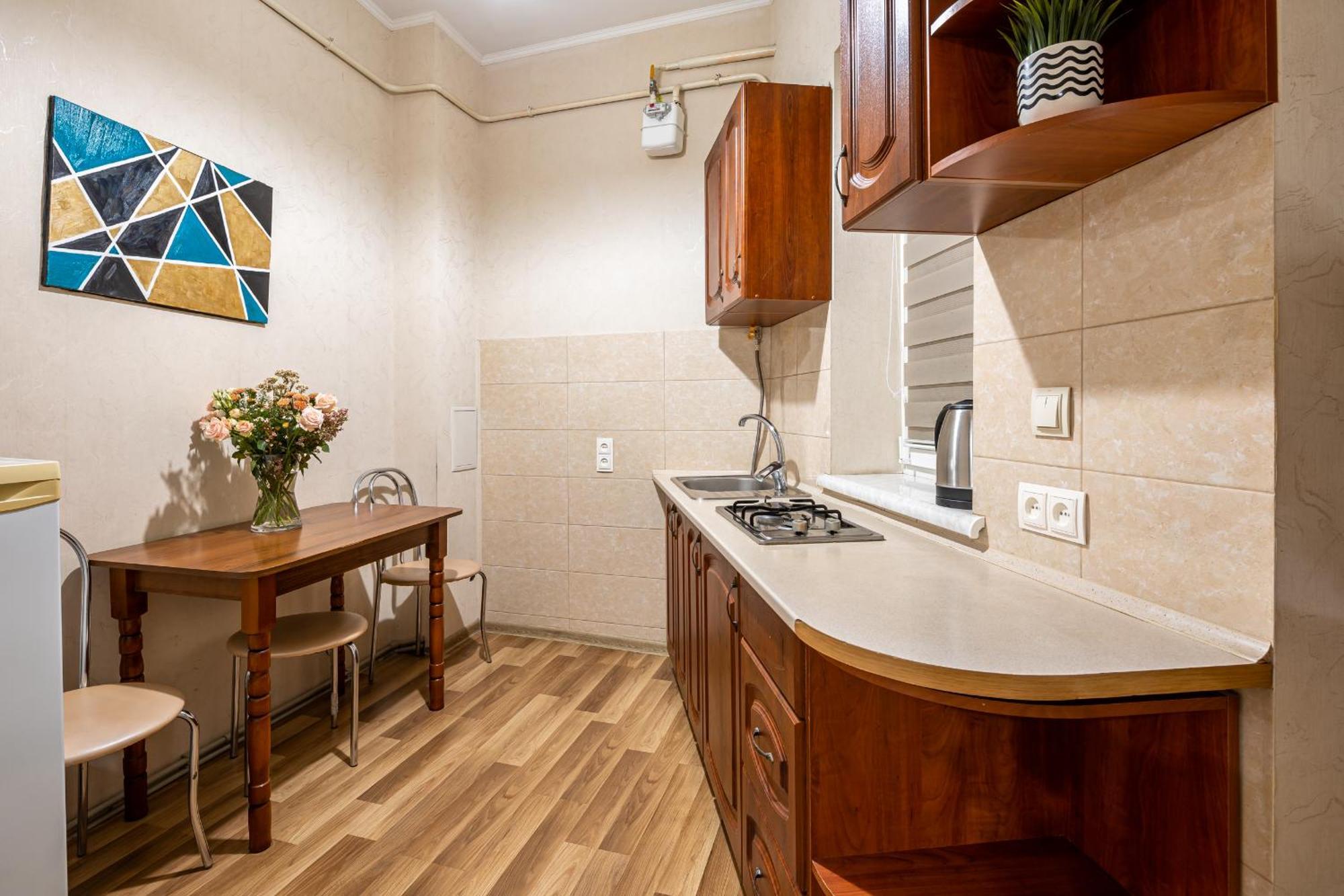 Apartment On Virmens'Ka Street Lviv Ngoại thất bức ảnh