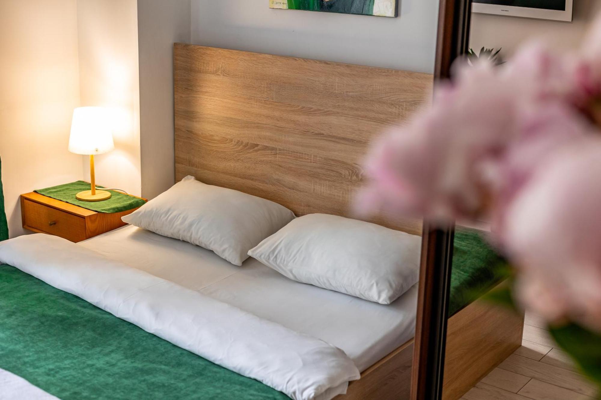Apartment On Virmens'Ka Street Lviv Ngoại thất bức ảnh